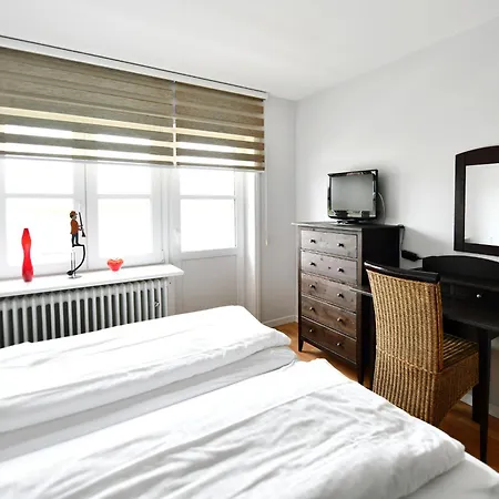 Haus Windhuug 4 Utersum